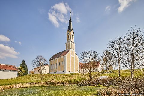 Gemeinde Massing Landkreis Rottal-Inn Anzenberg Wallfahrtskirche Mariä Heimsuchung (Dirschl Johann) Deutschland PAN